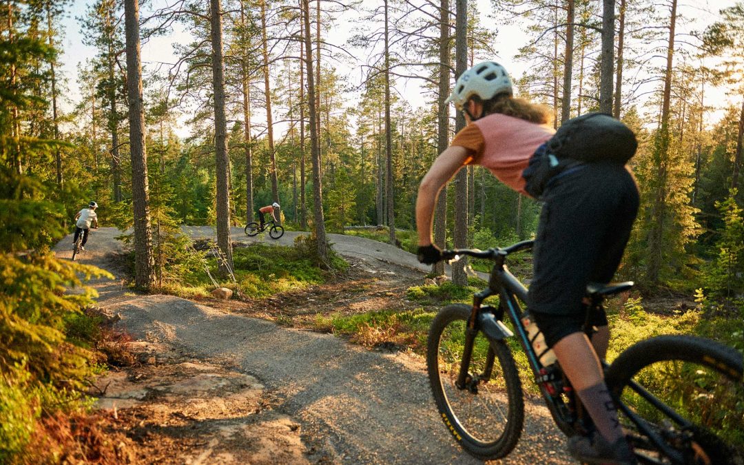 Här är Sundsvalls nya heta aktivitet: ”Det är roligt att cykla på Bike Arena”